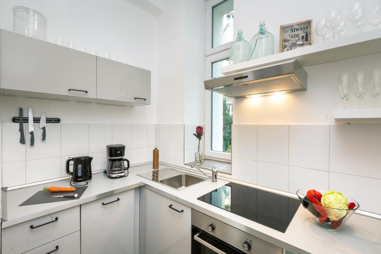 Newton-Appartement Mit 3 Schlafzimmern Berlin Dış mekan fotoğraf